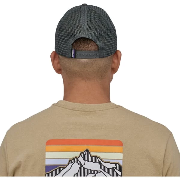 Casquettes PATAGONIA P-6 LOGO LOPRO TRUCKER HAT FORGE GREY 23 Gris 7 Casquettes PATAGONIA P-6 LOGO LOPRO TRUCKER HAT FORGE GREY 23 Gris – Image 5