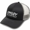 Casquettes OAKLEY FACTORY PILOT TRUCKER HAT BLACKOUT 21 Gris / Noir -Bonnets Soldes Boutique 9 86000 fos900510 02e 01
